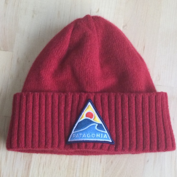 PATAGONIA Women’s Beanie - Picture 3 of 13
